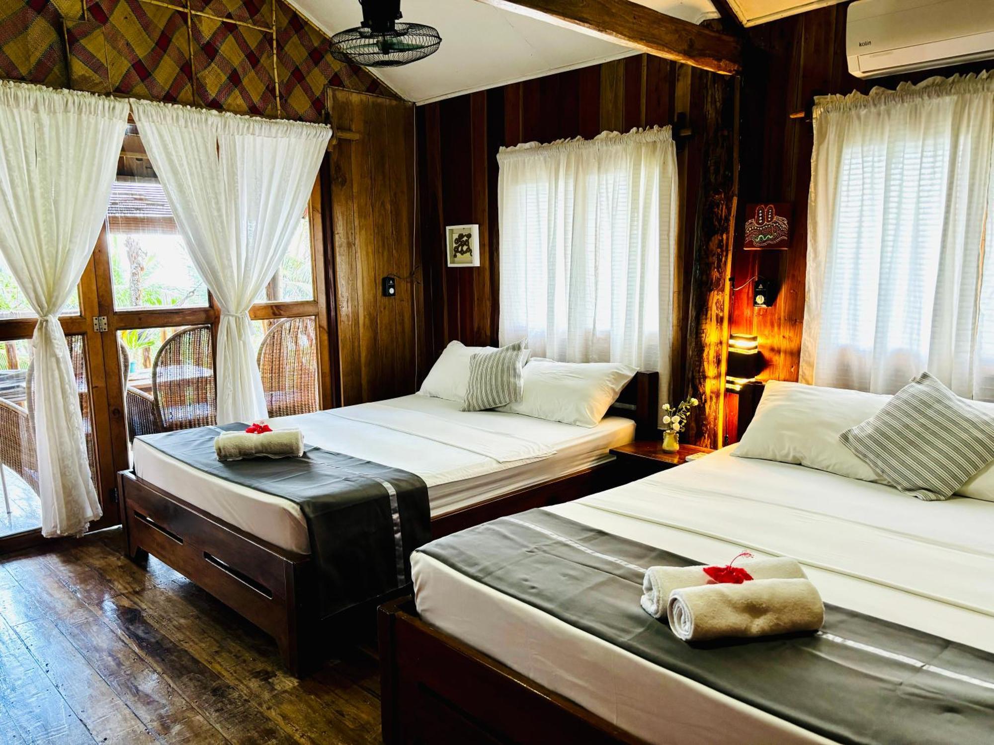 White Beach Front And Cottages Buruanga Exteriér fotografie