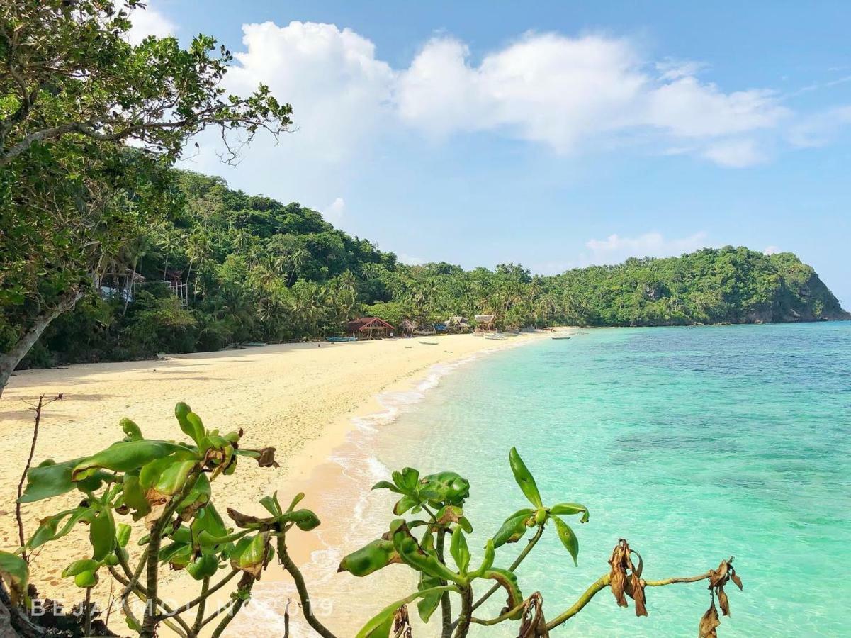 White Beach Front And Cottages Buruanga Exteriér fotografie